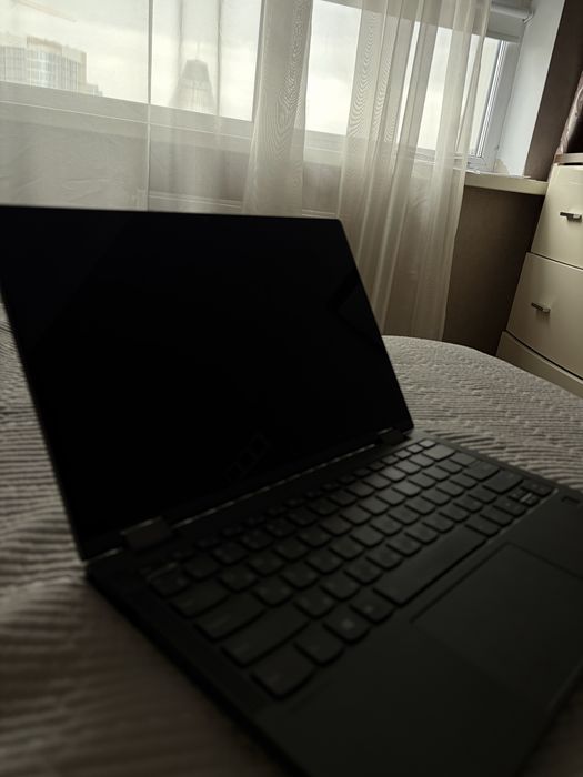 продаю lenovo yoga