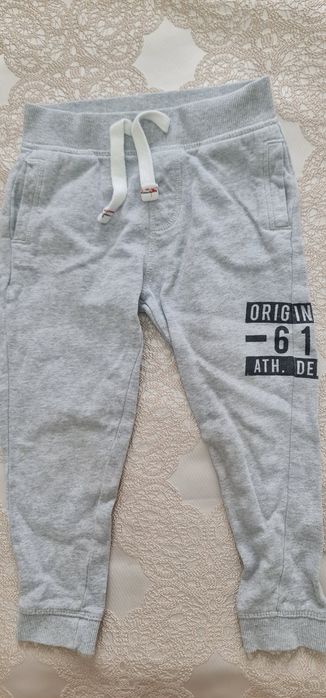 Продам детские вещи