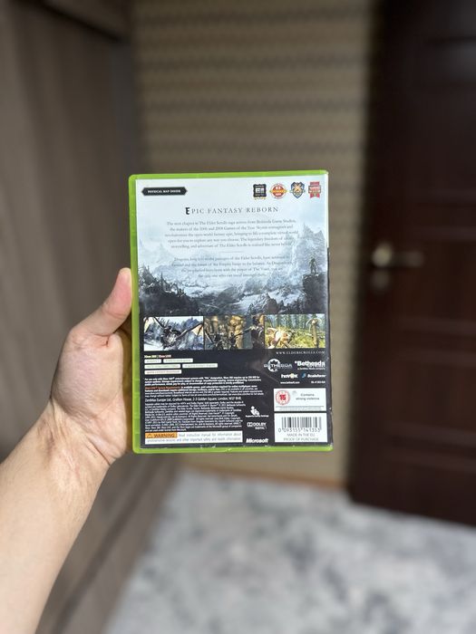 SKYRIM V The Gilder Scrolls  Xbox 360 диск