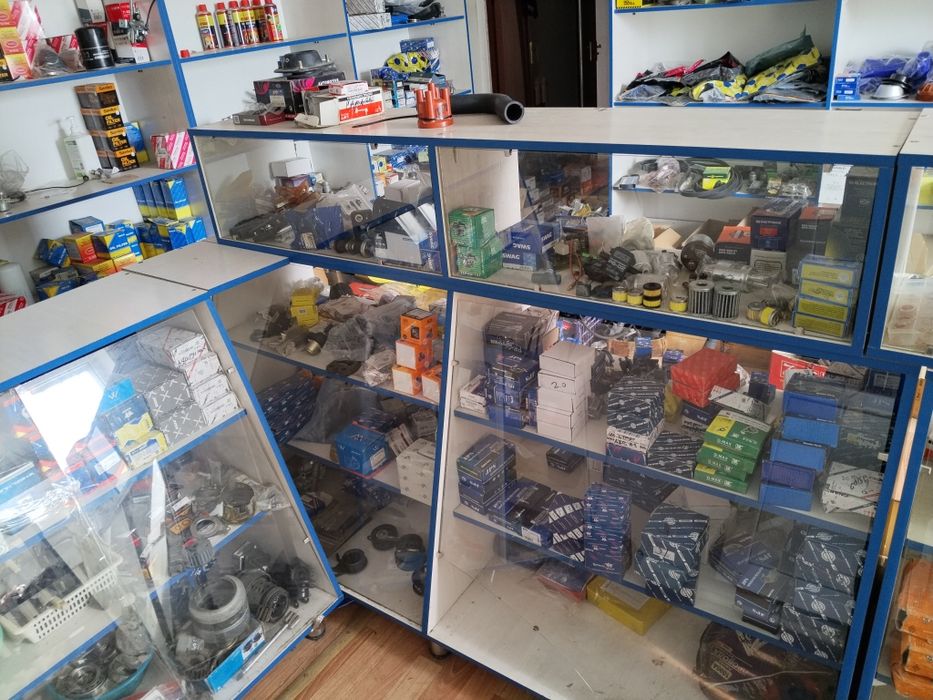 магазин автозапчастей