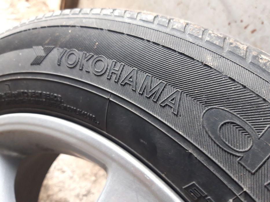 Шина 16, летняя от Камри