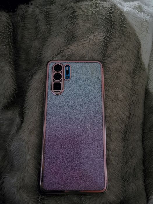 Se vinde telefon Huawei p30 pro