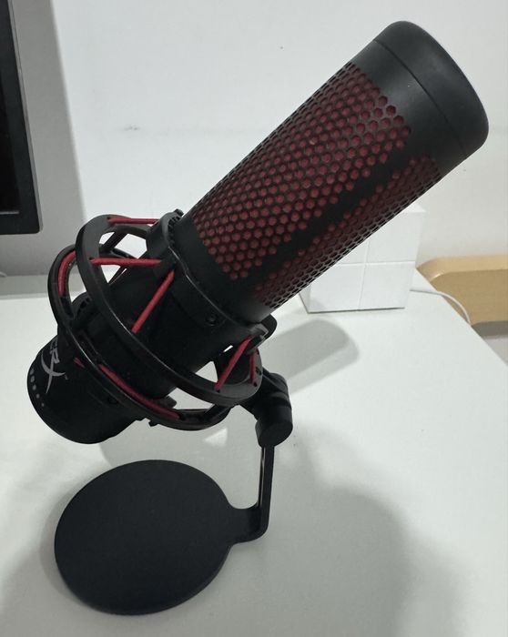 Микрофон HyperX QuadCast