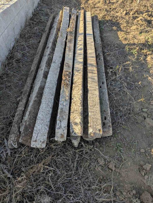 Бетонни колове за ограда