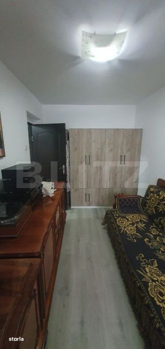 Apartament de vanzare, cu 3 camere, semidecomandat - in Vatra Dornei