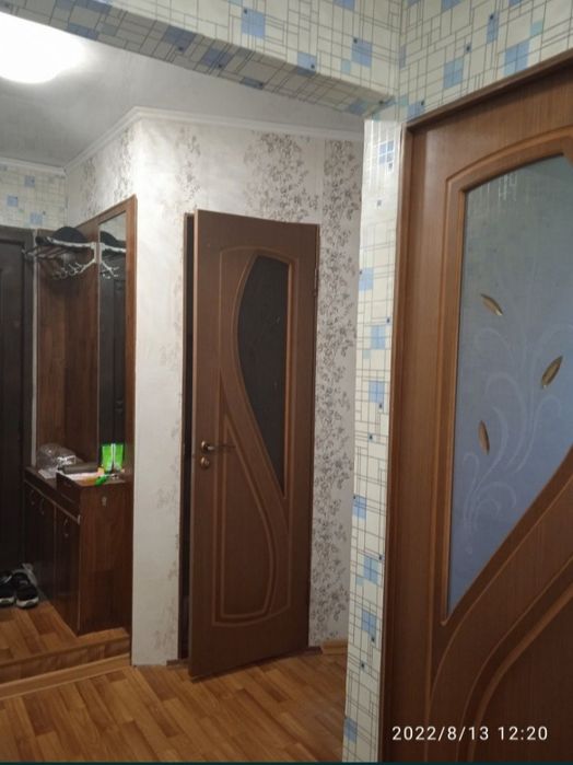 Продам квартиру  3х комнатную