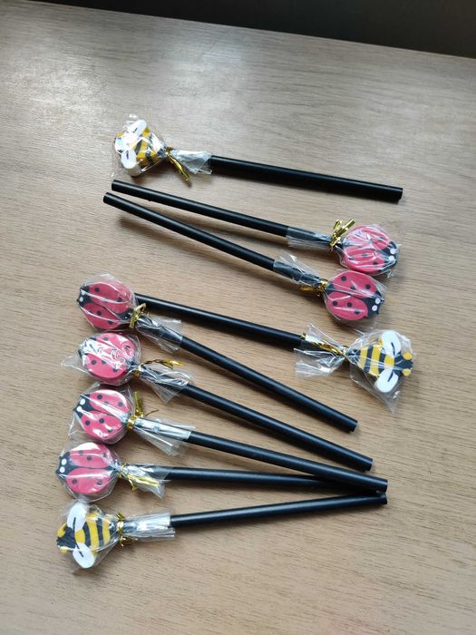 Продавам Моливи ученически - последни 15 броя