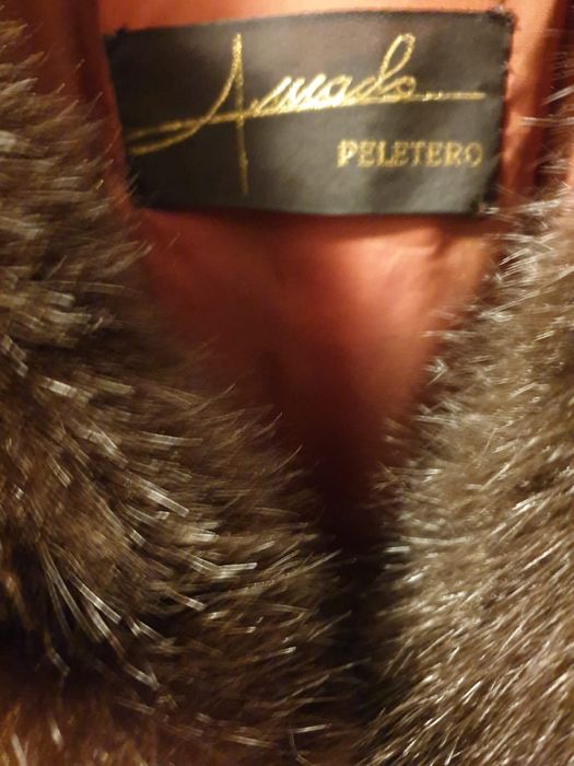 Haina de nurca blana naturala, maro,in conditii bune, marime 42, L.