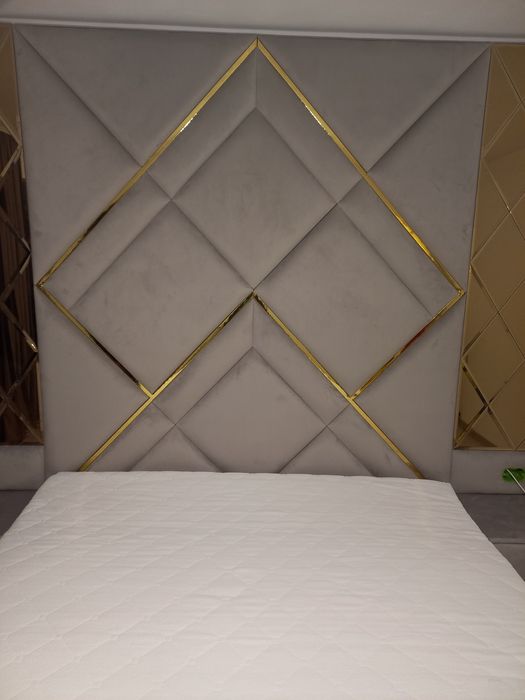 Paturi cu tablii inalte la comanda