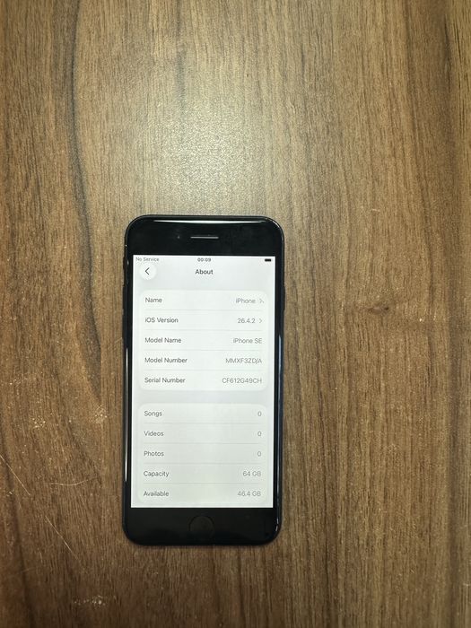 Iphone se3 64 gb 100% baterie