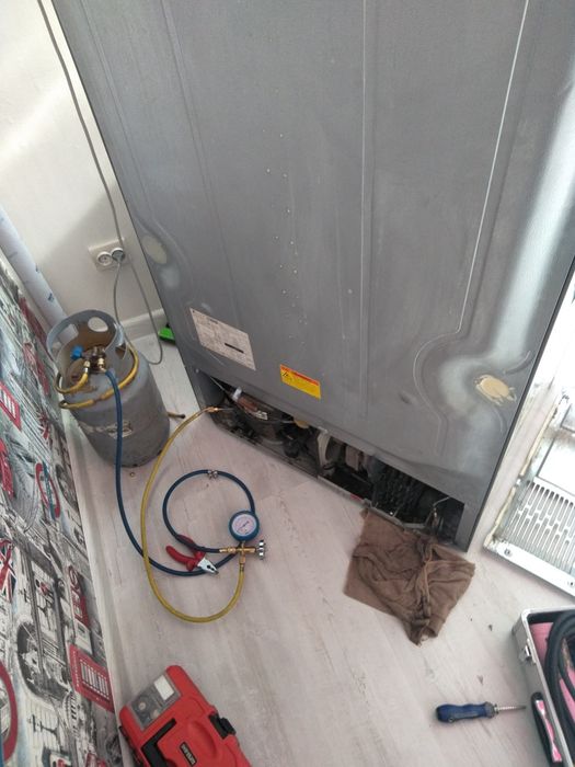 Ремонт холодильников