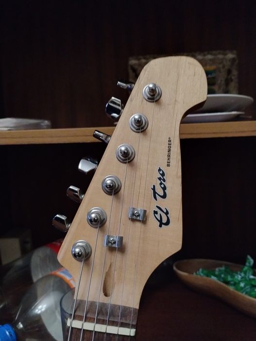 Ел.китара със усилвател