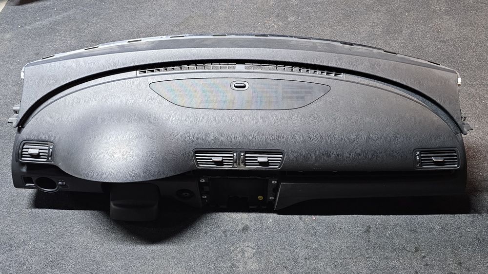 plansa bord volkswagen passat b6
