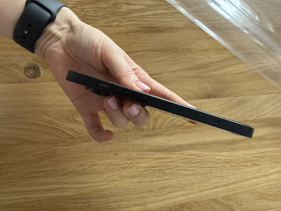 iPhone 13 – 128 GB – stare bună