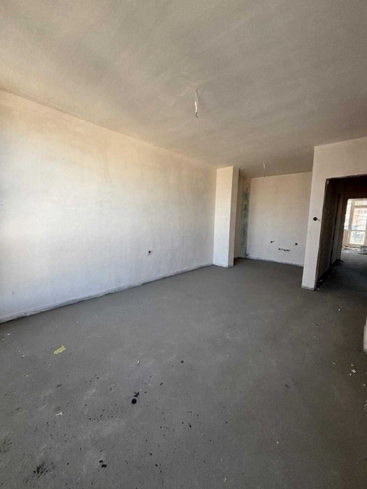 Продава се Тристаен апартамент в Пловдив, Тракия - 100 кв.м за 1290 €/кв.м - Снимка #2