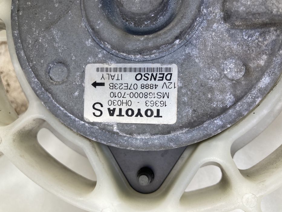 Дифузьор с перки за Тойота Авенсис/Toyota Avensis T25 1.8vvti 03-08г