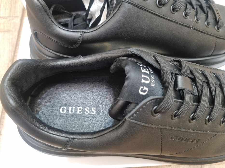 Мъжки спортни обувки Guess