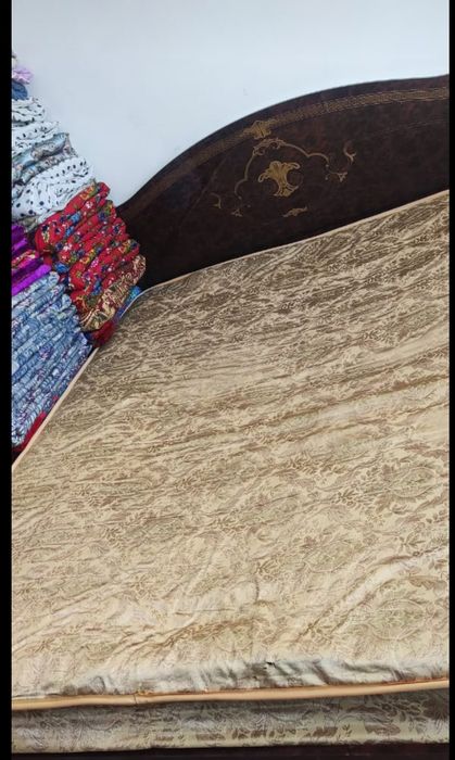 Спальный кровать, без матраса