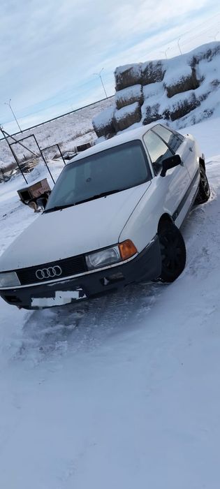 Продам ауди 80 б3, на полном ходу.