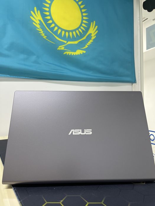 Asus x515F i3-10110U/8/256