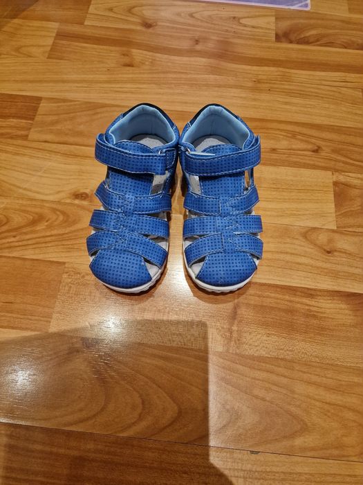 Детски сандали 25 номер