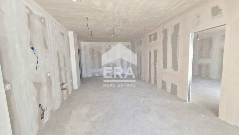 Продава се Тристаен апартамент в Варна, Чайка - 213 кв.м за 1202 €/кв.м - Снимка #4