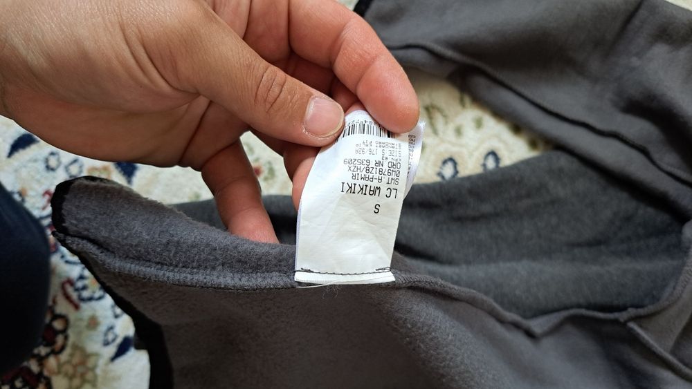 Трико толстовки оригинал срочно продам