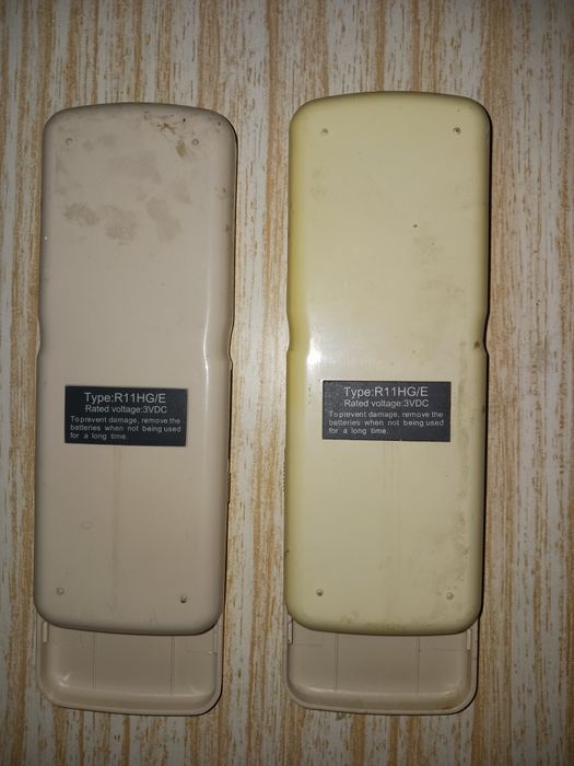 Vând telecomanda originală Aer condiționat Midea R11HG/E