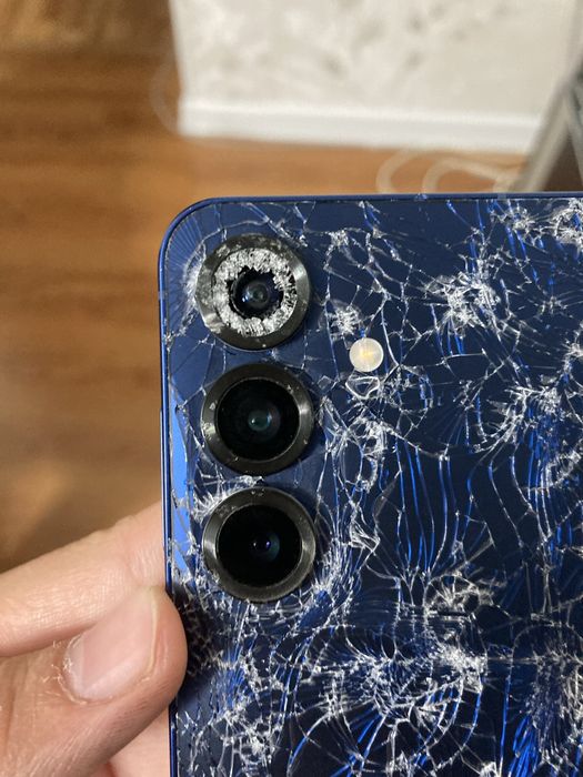 Samsung s25 разбитый