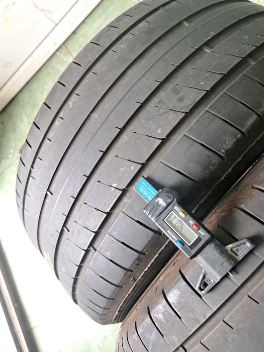 2 anvelope 245/40 R17 Goodyear