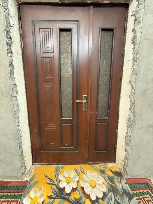 Продаётся входная дверь б/у