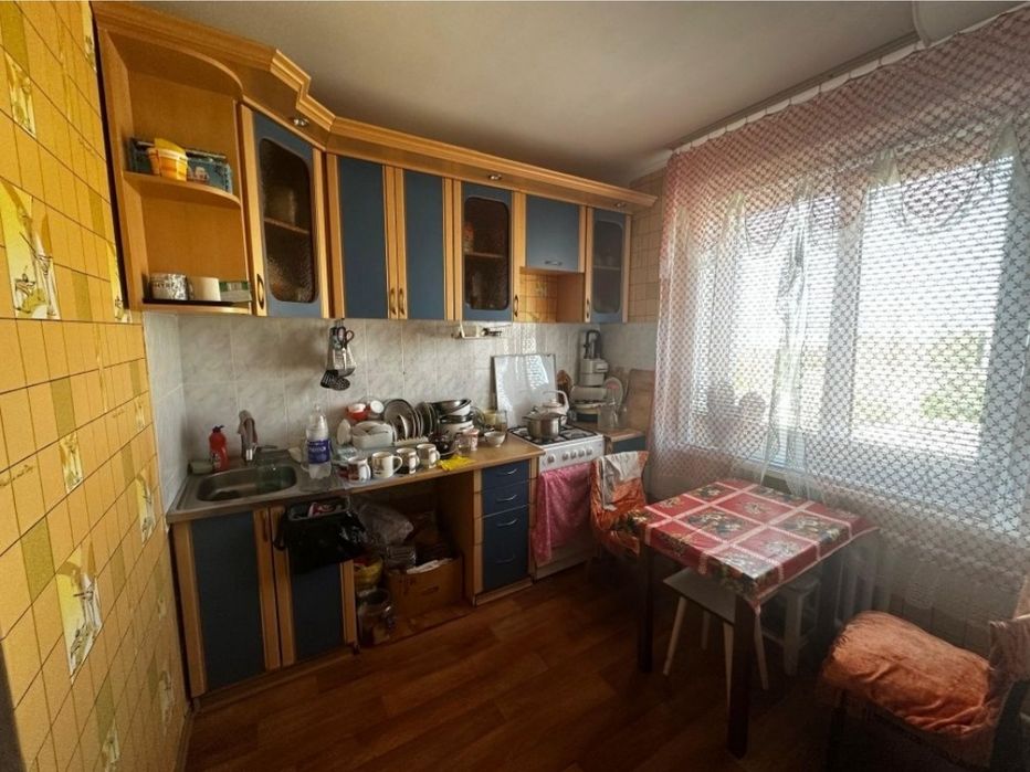 Продам 2х  район ЖБИ.