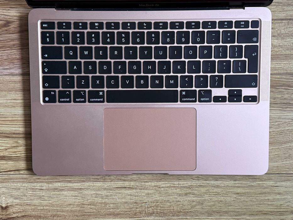 MacBook Air 13 M1 Rose Gold/8 CPU/8 GPU/16GB RAM/512GB SSD/Като Нов