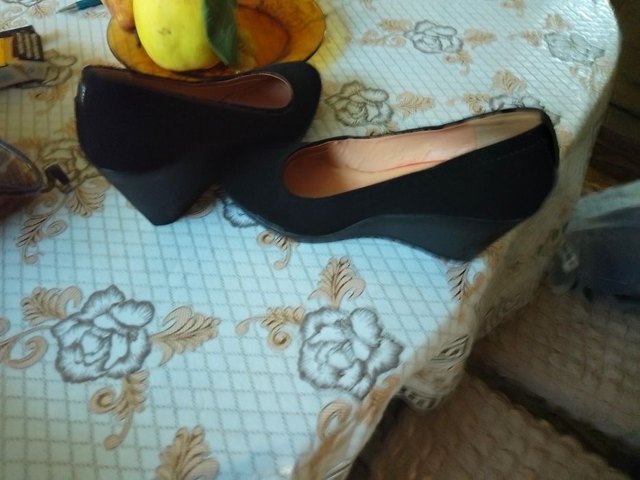 Дамски обувки 39 номер