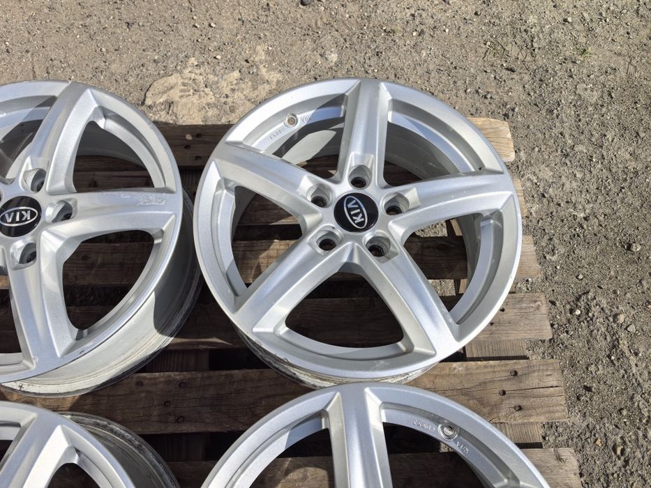 16 цола 5 х 114,3 мм КИЯ / Хюндай / Мазда / Митсу - 6,5 Инча / ЕТ 48,5