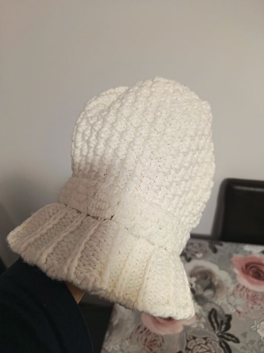 Căciulă croșetată
