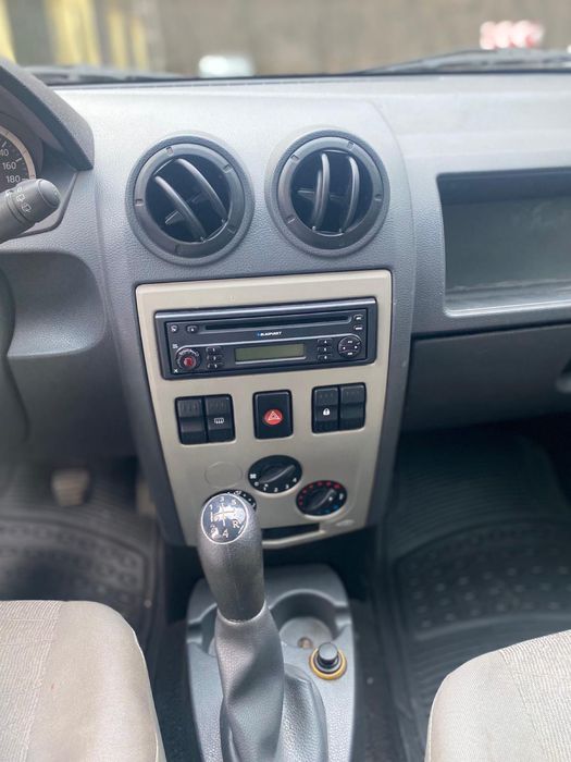 Dacia Logan MCV 2008