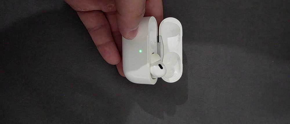 Apple AirPods 2 Pro