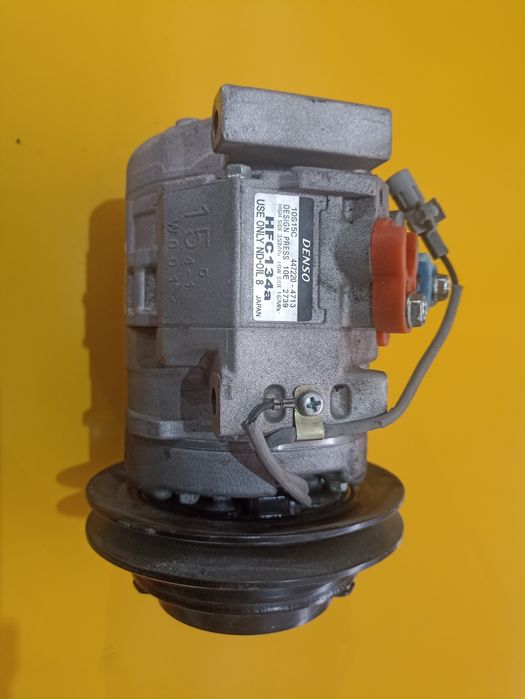 Компрессор кондиционера Denso .