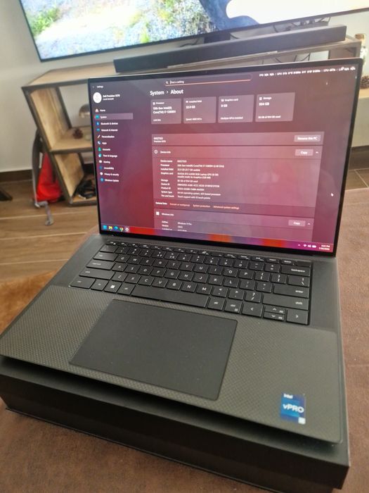 Dell Precision 5570 - i7 vPRO, 32gb RAM, 1Tb, RTX 8gb, Touchscreen 4k