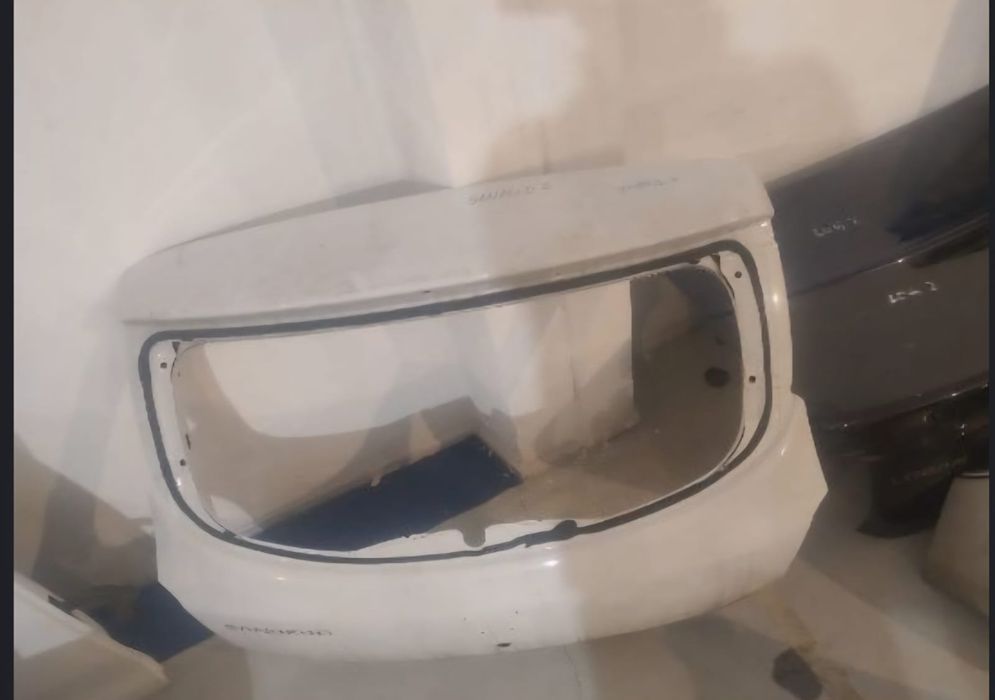 Haion portbagaj Dacia Sandero 2