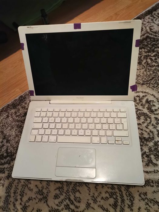 Ocazie Vând MacBook Apple cu incarcator