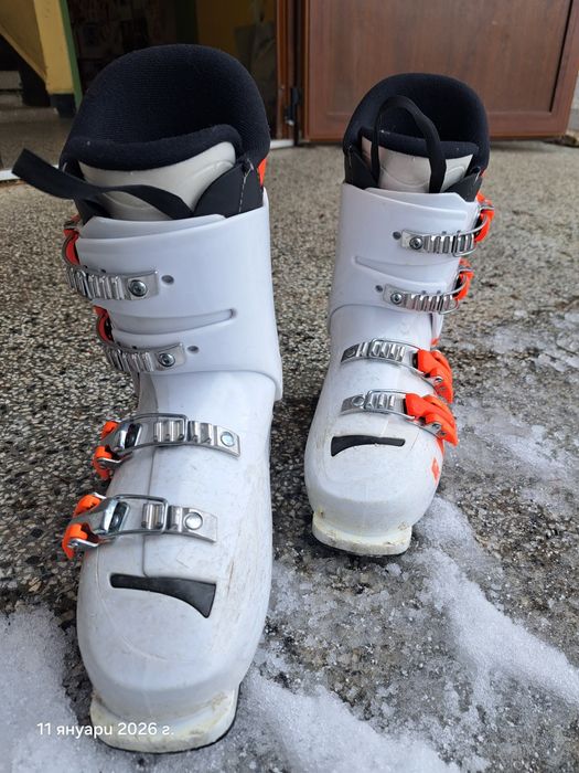 Детски ски обувки  Rossignol hero  37 номер.