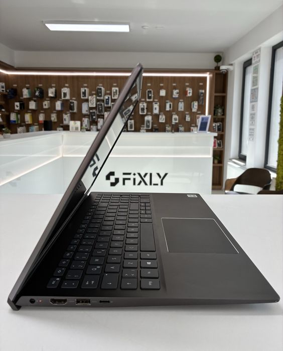 Laptop Dell Vostro 5501 | i5-1035G1 | 8GB RAM | 256GB SSD | 15.6"