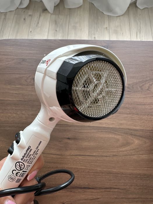 Фен для волос Babyliss Pro Caruso
