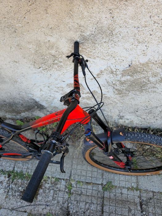 Боен твърдак Comencal Meta HT Am 27.5  Rockshox Pike 150mm  1x11 Sram проходни оси XT Спирачки Дропер пост