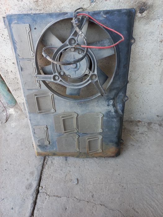 Вентилятор охлаждения Audi 100 C4