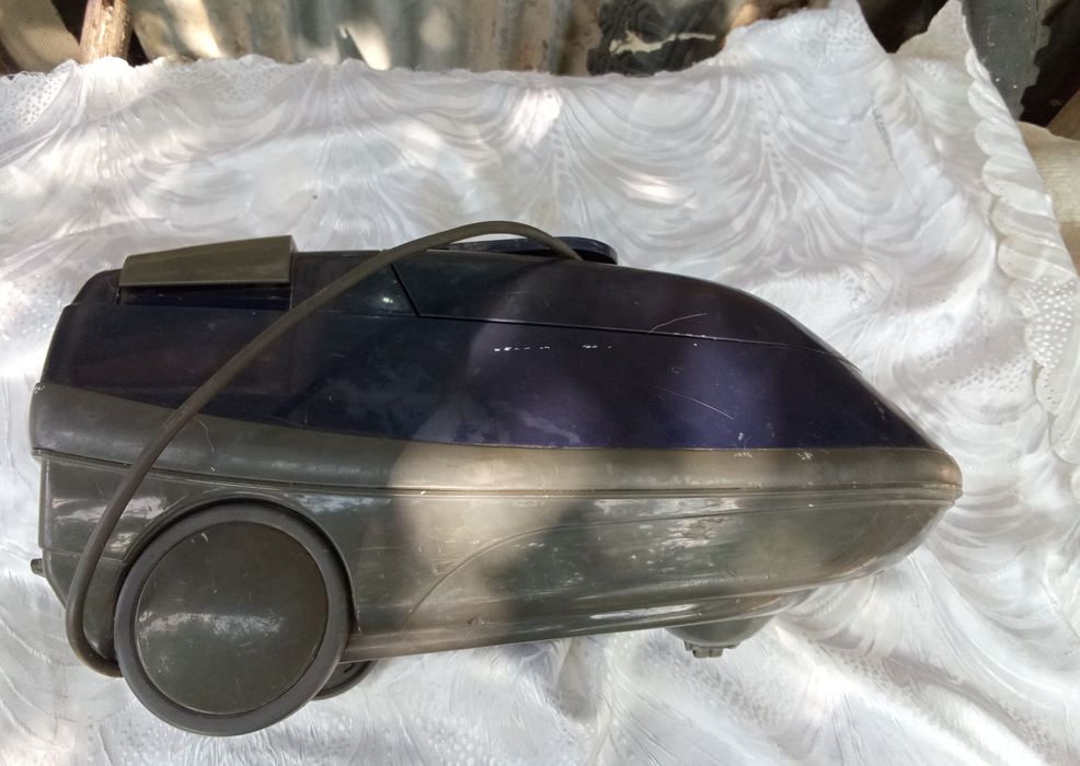 Продается Пылесос DAEEWO б.у.