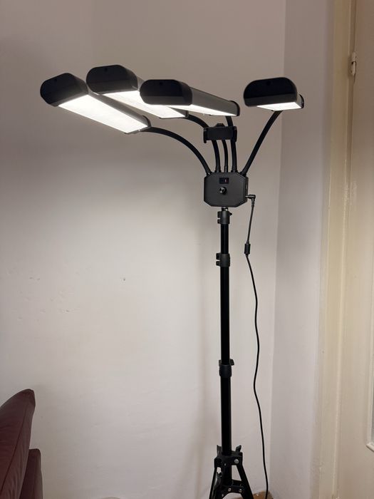 Lampa led 4 brate
