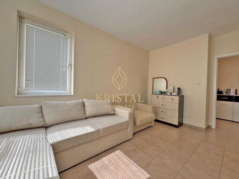 Продава се Двустаен апартамент в к.к. Слънчев бряг - 63 кв.м за 769 €/кв.м - Снимка #5